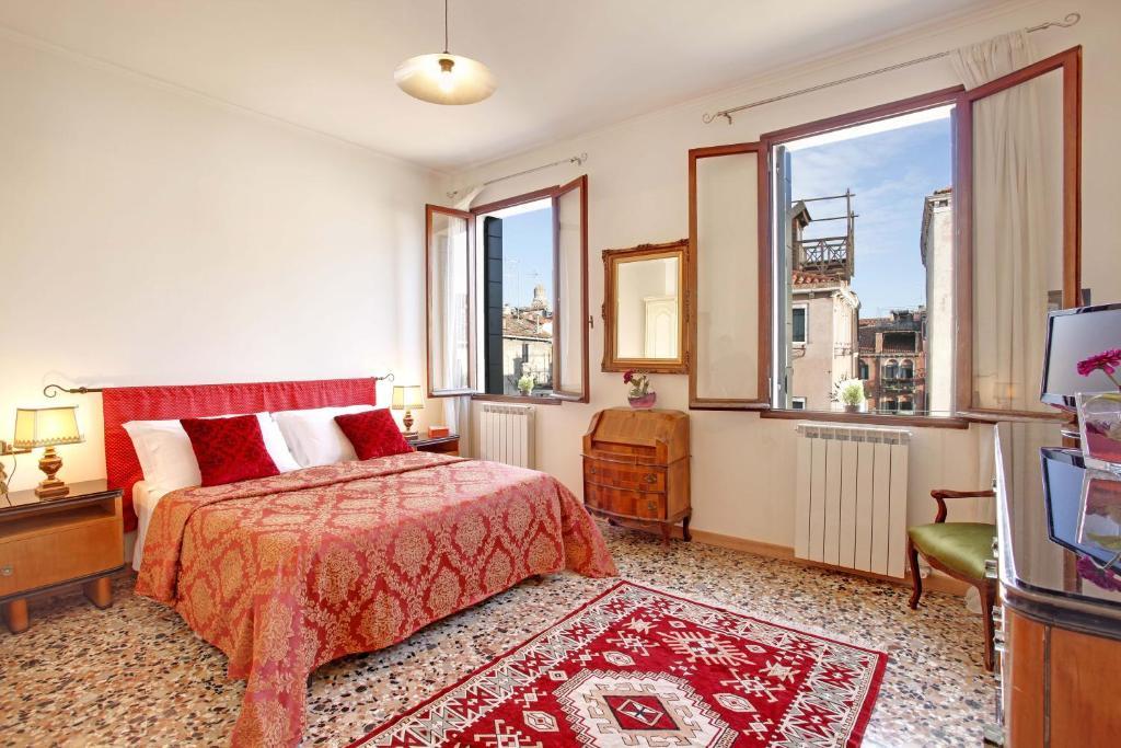 Grimaldi Apartments Cannaregio Venice Bilik gambar